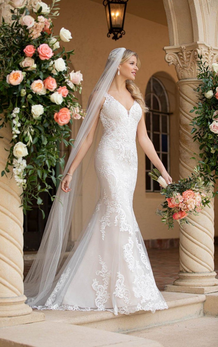 Stella York - 7100 | Xenas Bridal